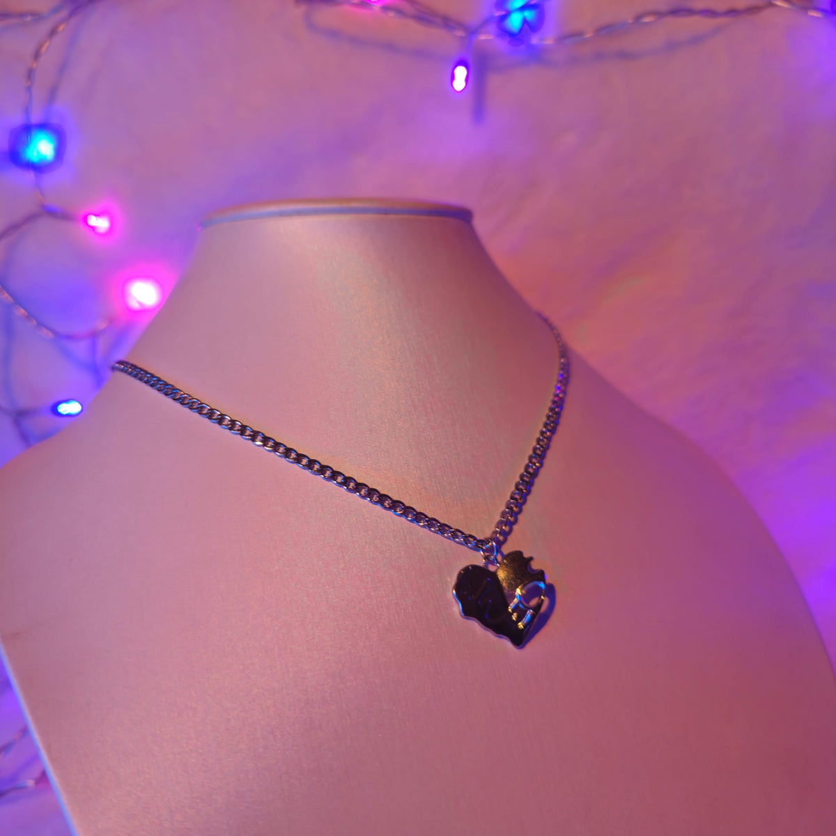 The "Crestfall" Pendant Necklace