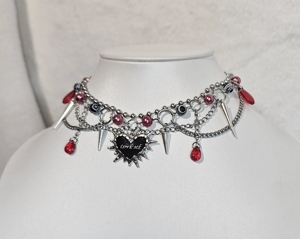 The "Yandere" Necklace