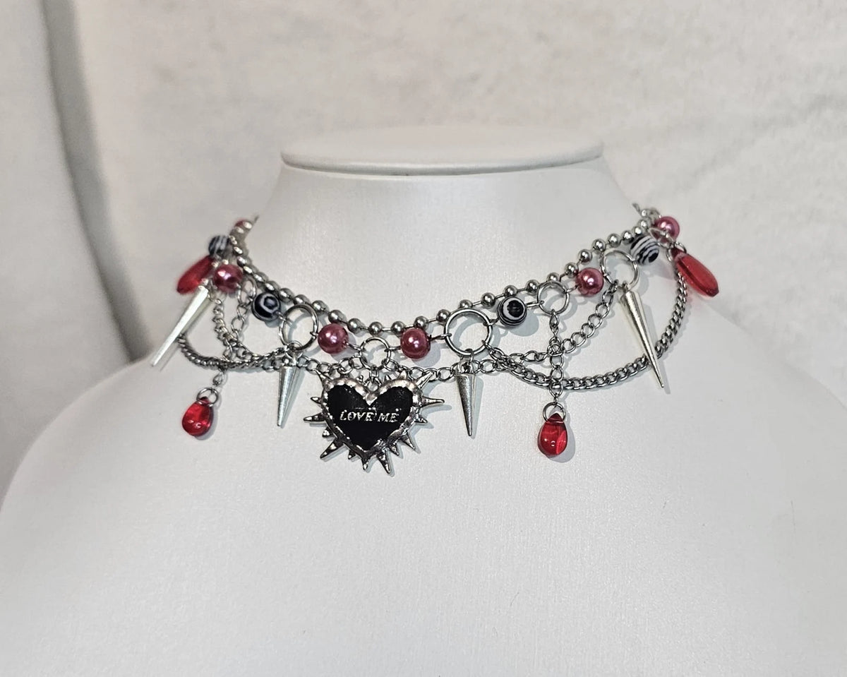 The "Yandere" Necklace