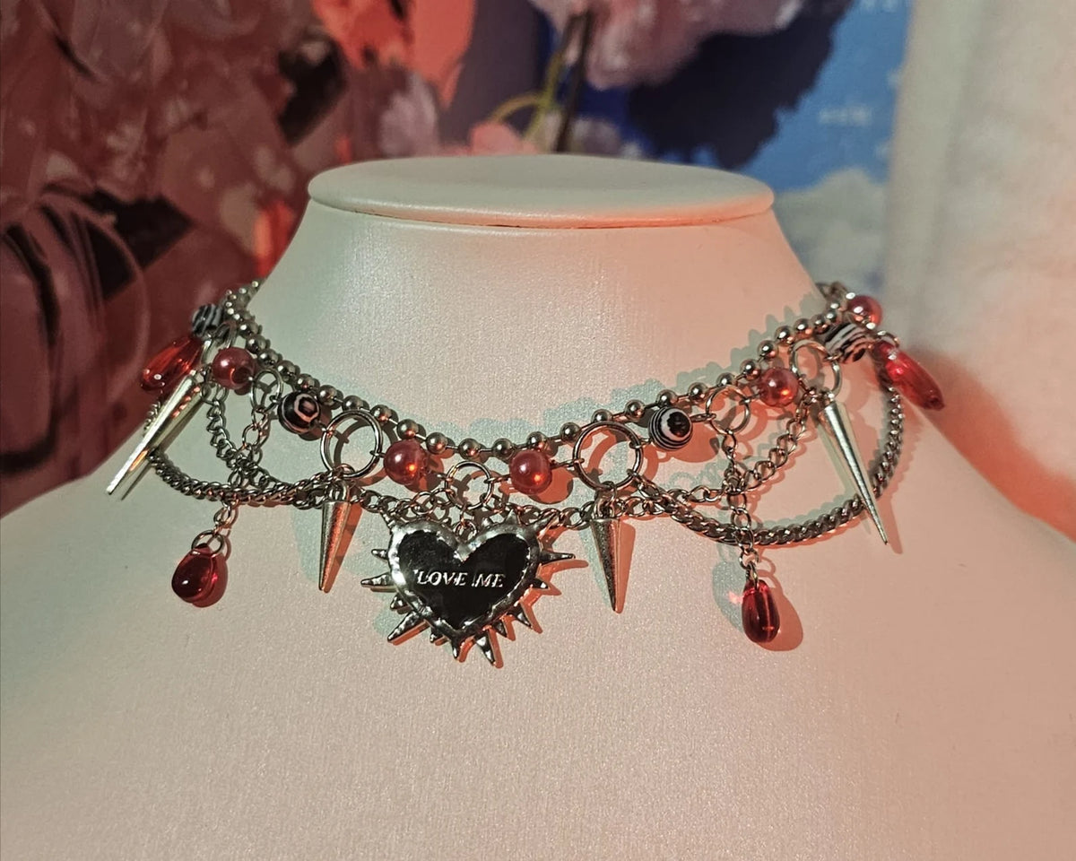 The "Yandere" Necklace