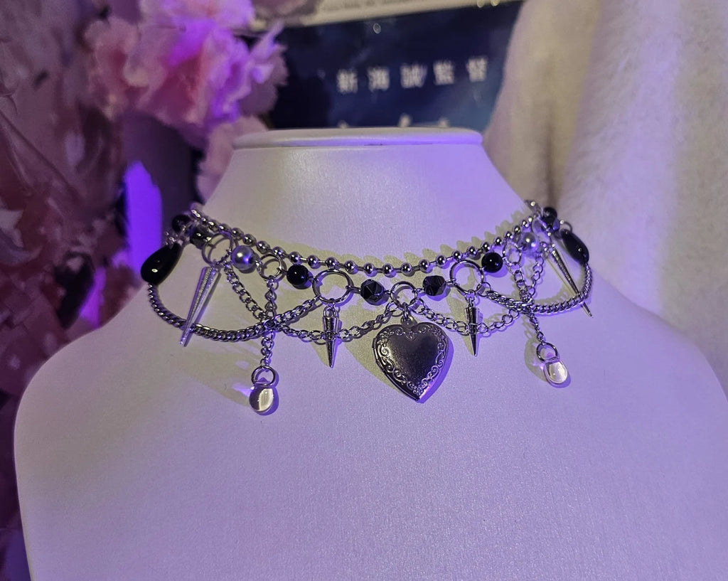 The "Captured" Necklace
