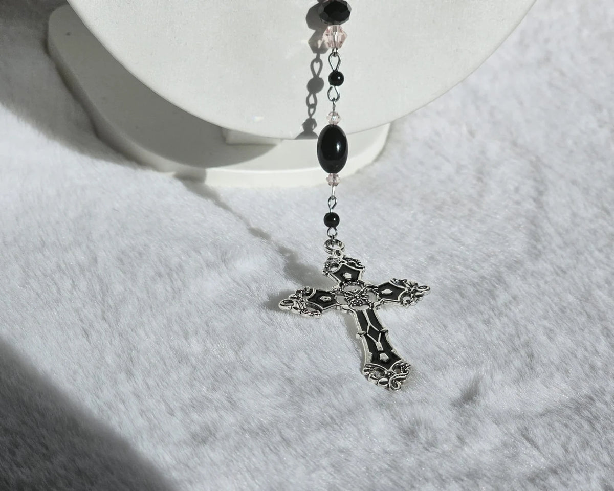 The "Paramour" Mini Rosary