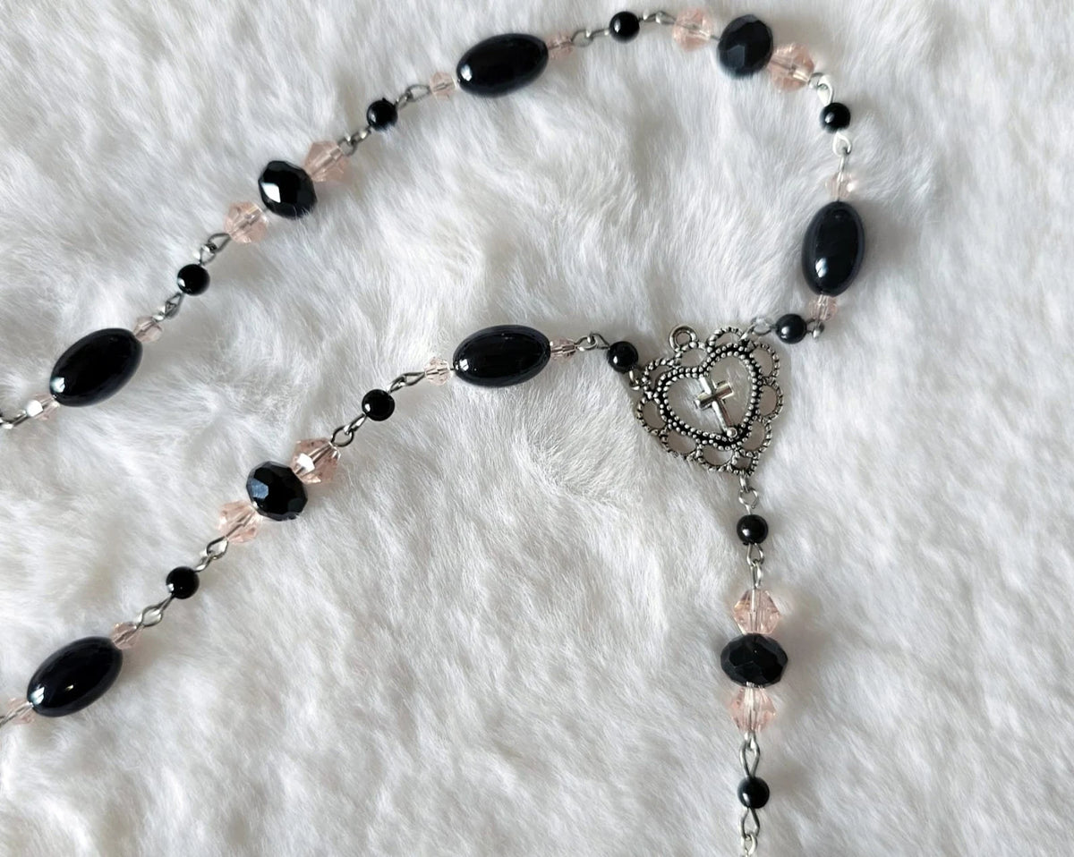 The "Paramour" Mini Rosary