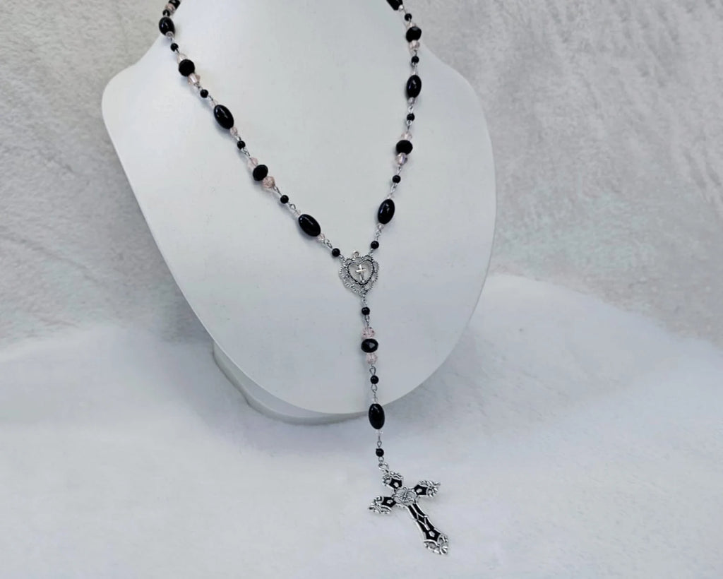 The "Paramour" Mini Rosary