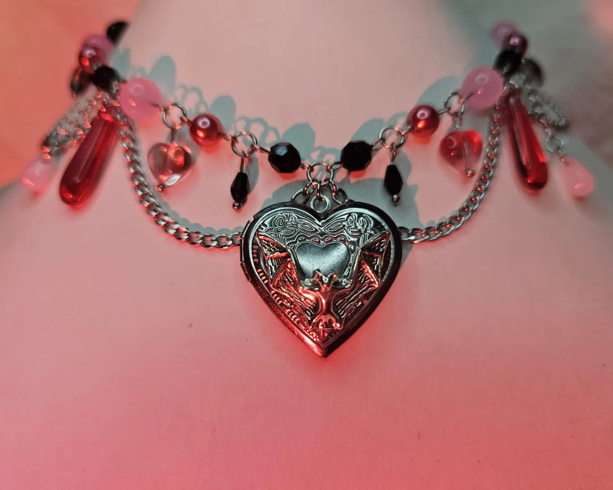 The "Entrapped" Necklace