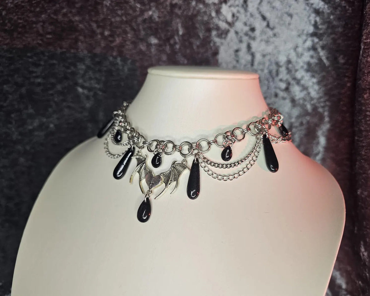 The "Forsaken Claws" Necklace